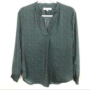 Ann Taylor green top pattern size petite medium